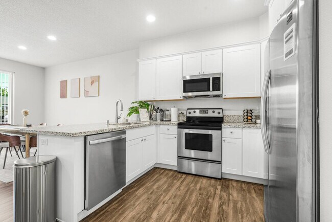 Building Photo - 2702 E 33rd St