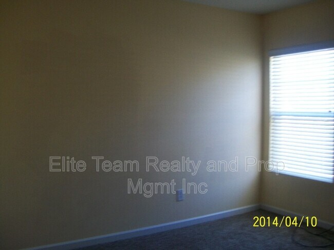 Building Photo - 1732 Carmenet Ln