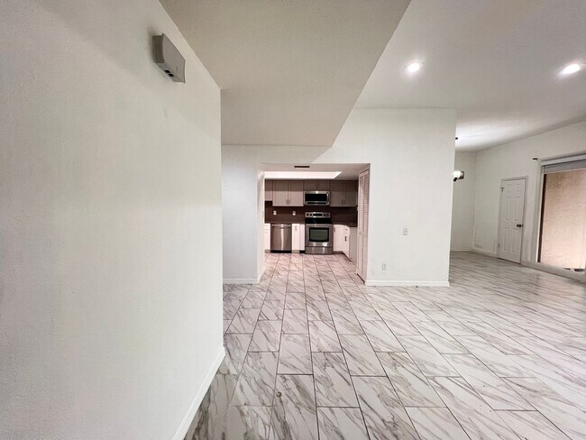 Building Photo - Perfect Home waiting for you!