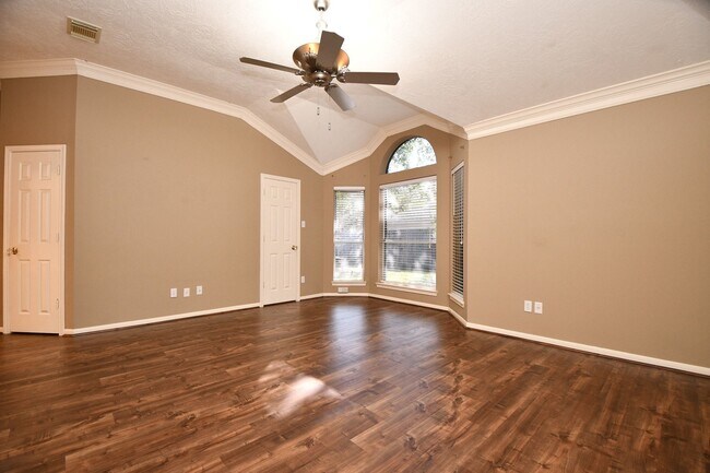 Building Photo - 1215 Wood Haven Ct