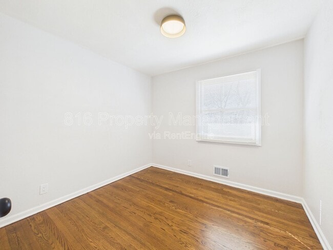 Building Photo - 4730 Richmond Ave