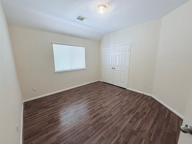 Building Photo - 4010 Tigris Ridge Dr