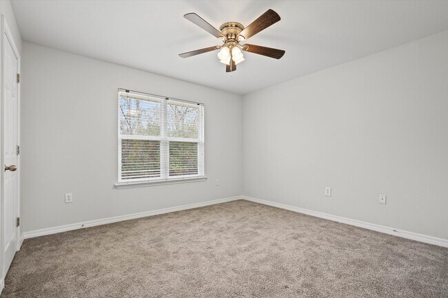 Building Photo - 8981 Gale Rowe Ln