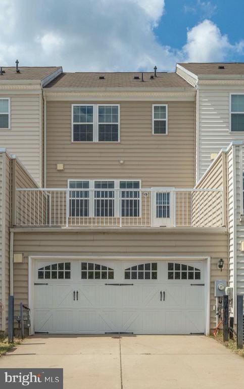 Building Photo - 25636 Pleasant Valley Rd