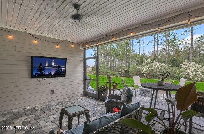 Building Photo - 268 Hutchinson Ln