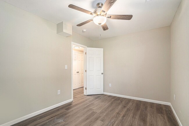 Building Photo - Fully Renovated 3BR/2BA in Forest Park!