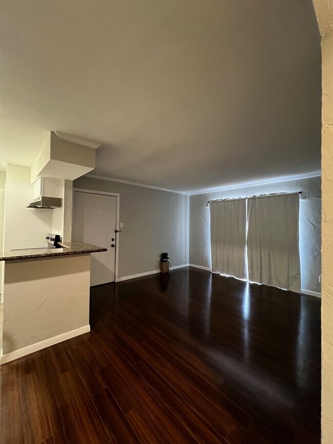 Primary Photo - College Station - 1 bedroom / 1 bath Condo...