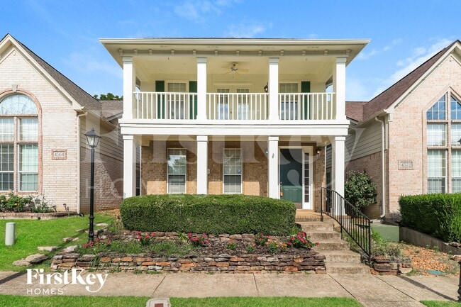 Primary Photo - 4568 Park Ridge Pkwy