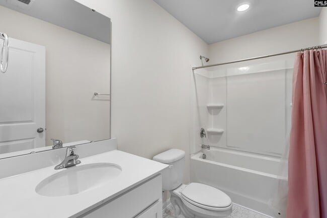 Building Photo - 810 Marigold Ln