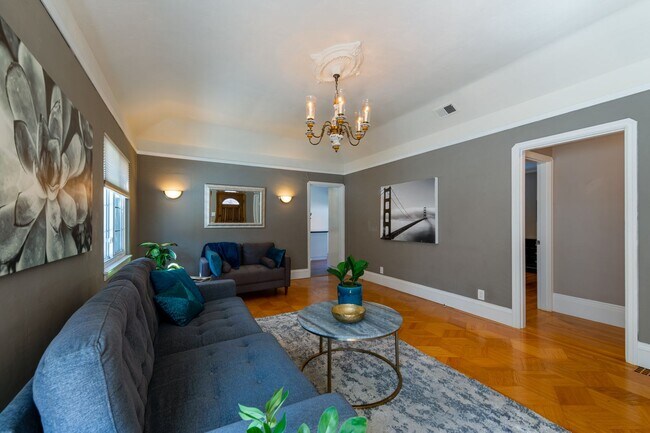 Building Photo - Coming Soon! Lovely Redwood Heights Home w...