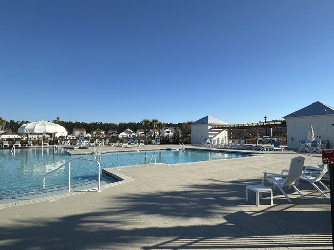 Building Photo - Three Bedroom Single Level Home in the Retreat at East Argent!