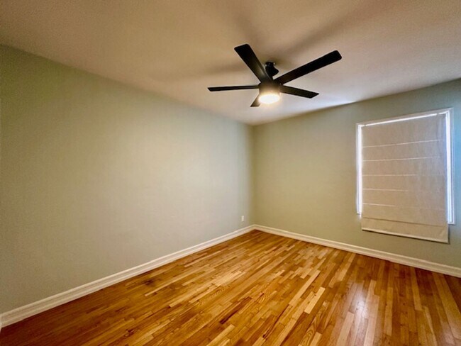 Building Photo - Welcome to your new home located centrally...