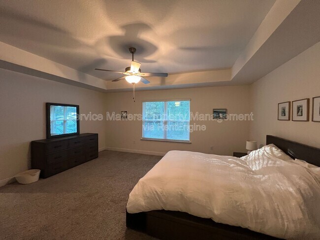 Building Photo - 4527 Plowman Ln