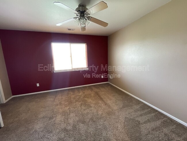 Building Photo - 2451 1/2 Theresea Ln