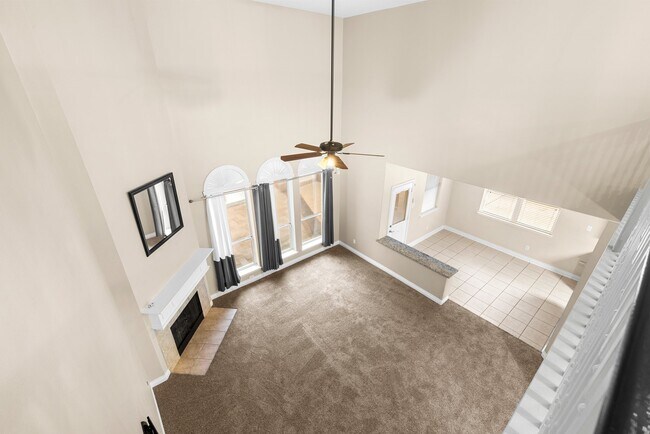 Building Photo - 15718 Stroudwater Ln