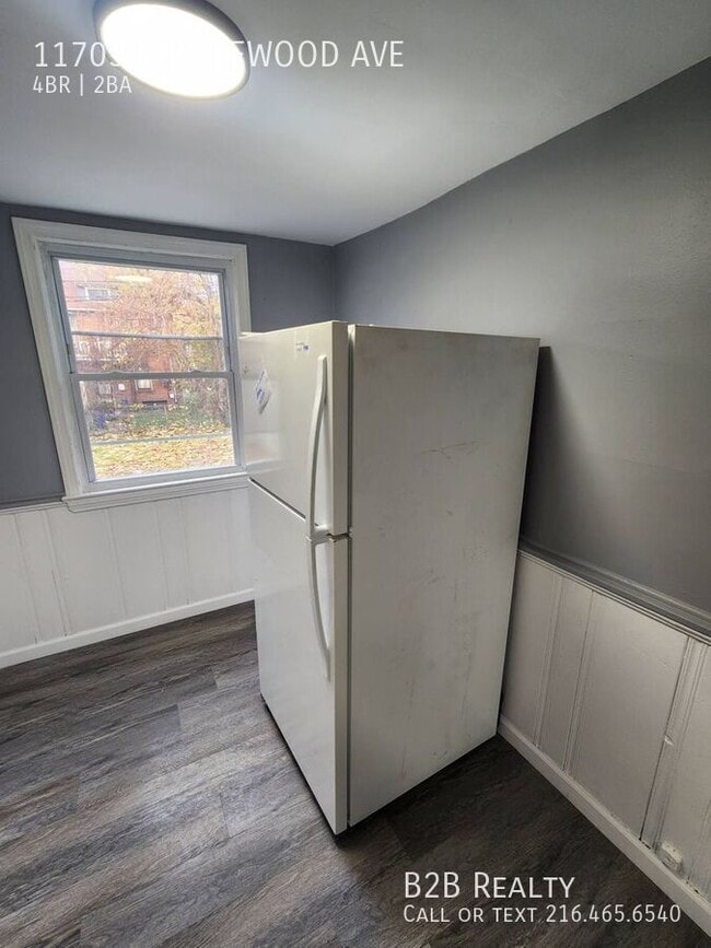 Building Photo - 11703 Castlewood Ave