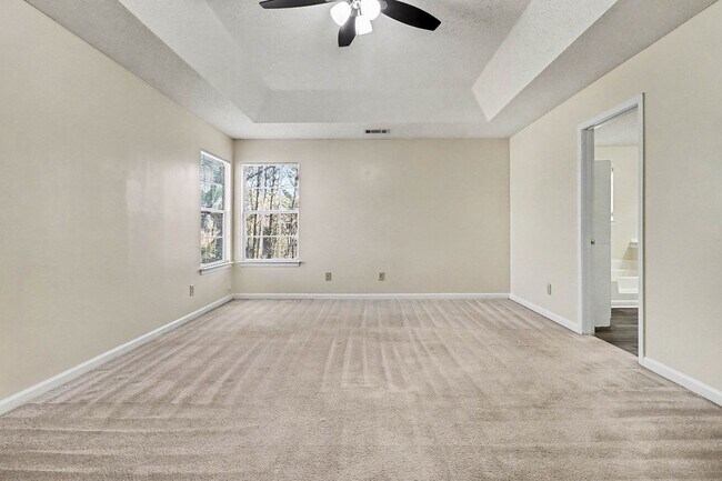 Building Photo - 3BR/2BA on Full Basement in Jonesboro