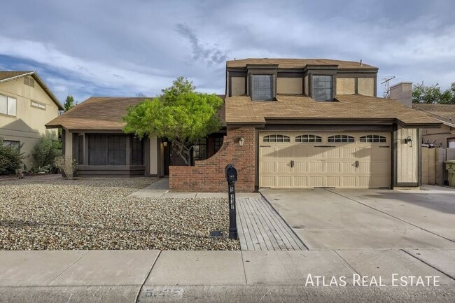 Primary Photo - 5337 W Desert Hills Dr