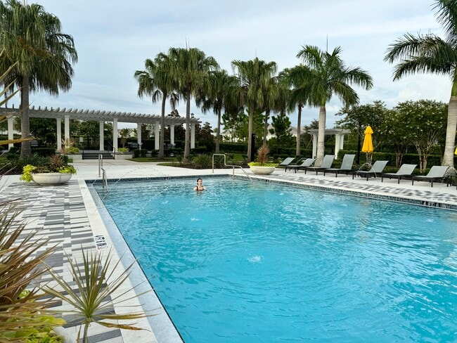 Building Photo - 1027 Waterline Ct