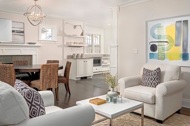 Building Photo - 755 Sheridan Rd