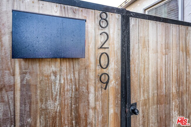 Building Photo - 8207 Stewart Ave