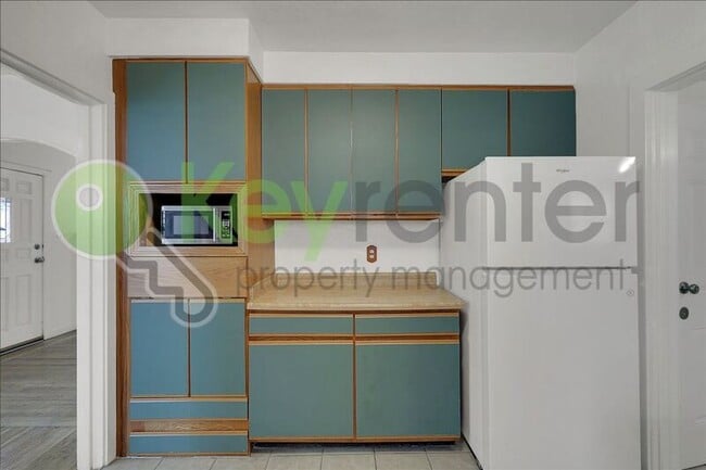 Building Photo - 2630 X St