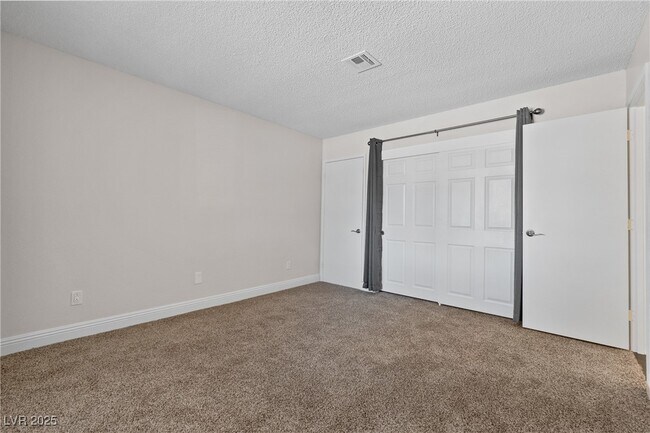 Building Photo - 5262 Osman Ct
