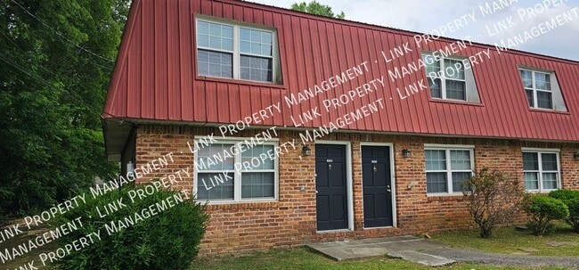 Primary Photo - 1636 Keeble St