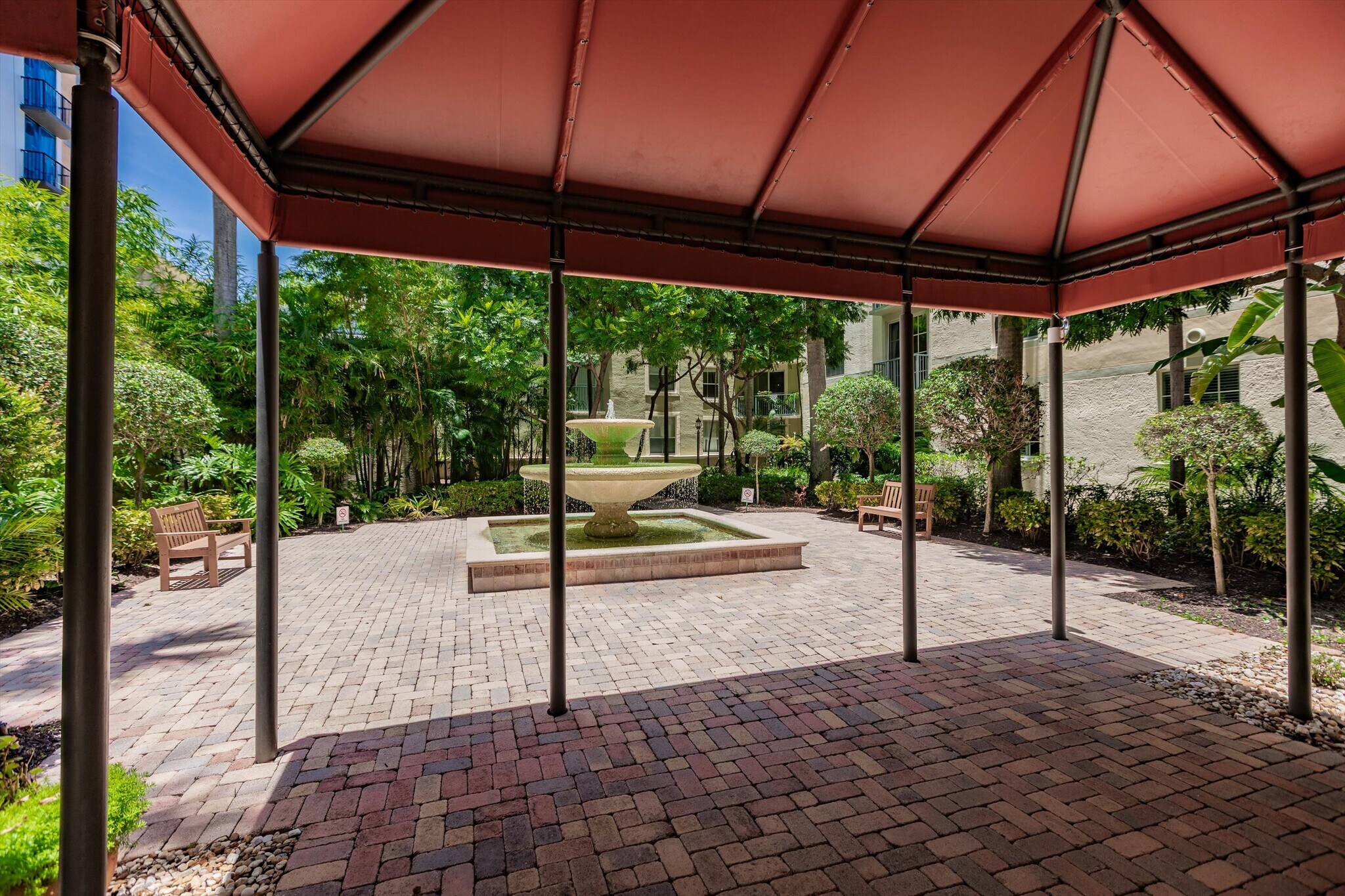 Building Photo - 651 Okeechobee Blvd