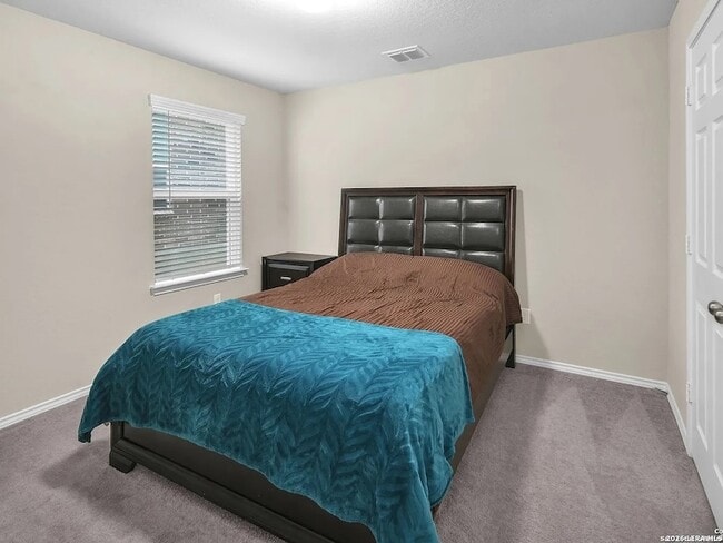 Building Photo - 12023 Sitio Plains