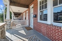 Building Photo - 1228 W 37th St