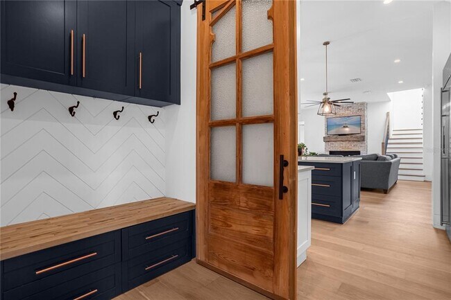 Building Photo - 1814 Barker Dr