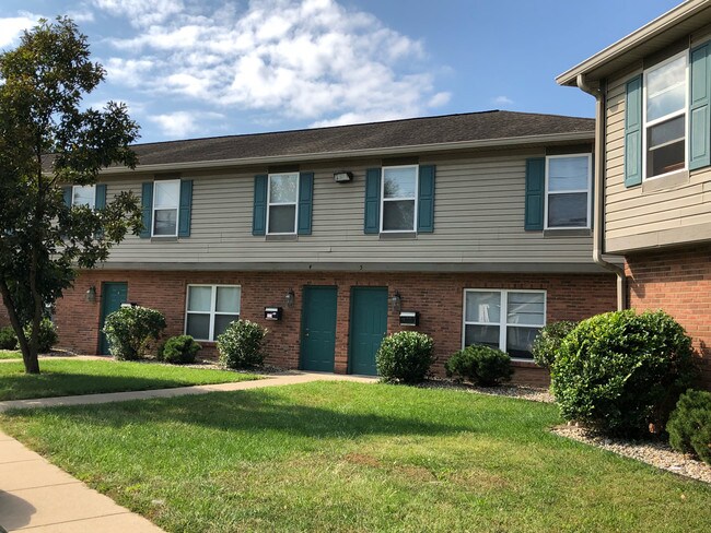 Building Photo - 1001 Fannon Dr