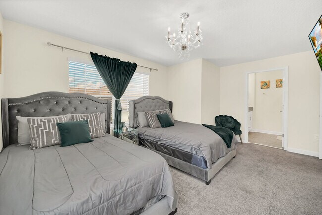 Building Photo - 8992 Stinger Dr