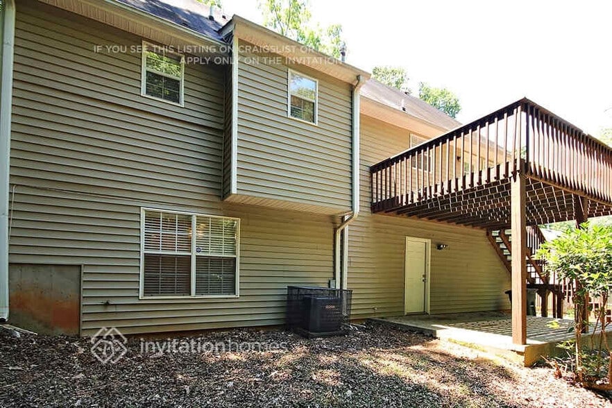 Building Photo - 2190 Hampton Trail SE
