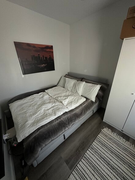 Building Photo - 20648 Cantlay St