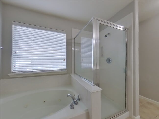 Building Photo - 19626 Beachy Ct