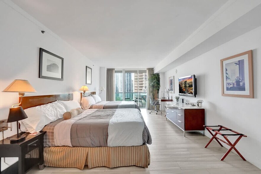 Building Photo - 2889 McFarlane Rd