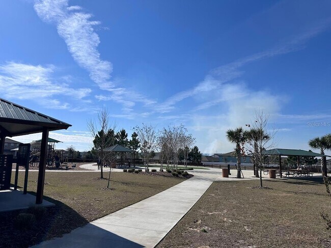 Building Photo - 2345 Treasure Hill St