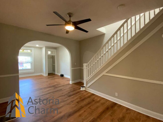 Building Photo - 3 Bedroom 1.5 Bath Baltimore Home with Finished Basement and Fenced Yard