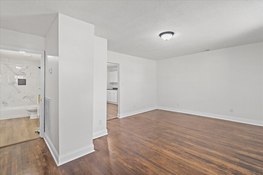 Building Photo - 2800 Curtis St