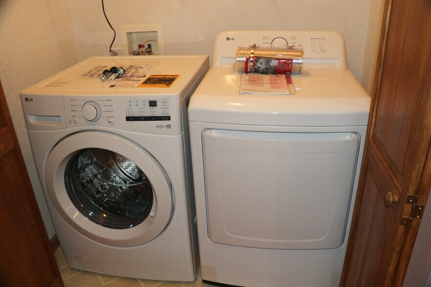 New washer and dryer - 138 Cullen Ln