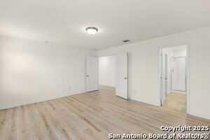 Building Photo - 1631 Iron Creek