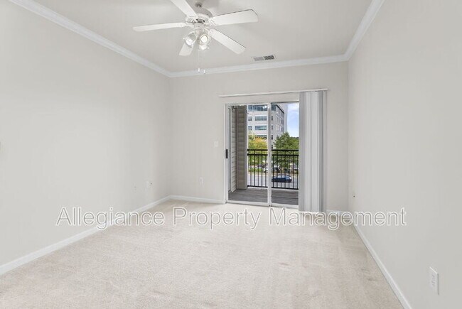 Building Photo - 12929 Centre Park Cir