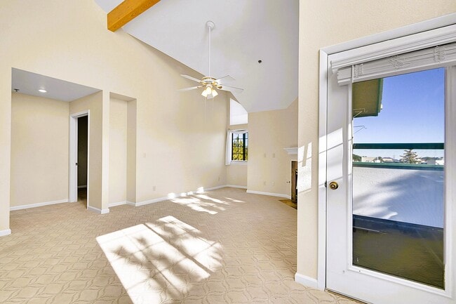 Building Photo - 31719 Rocky Village Dr