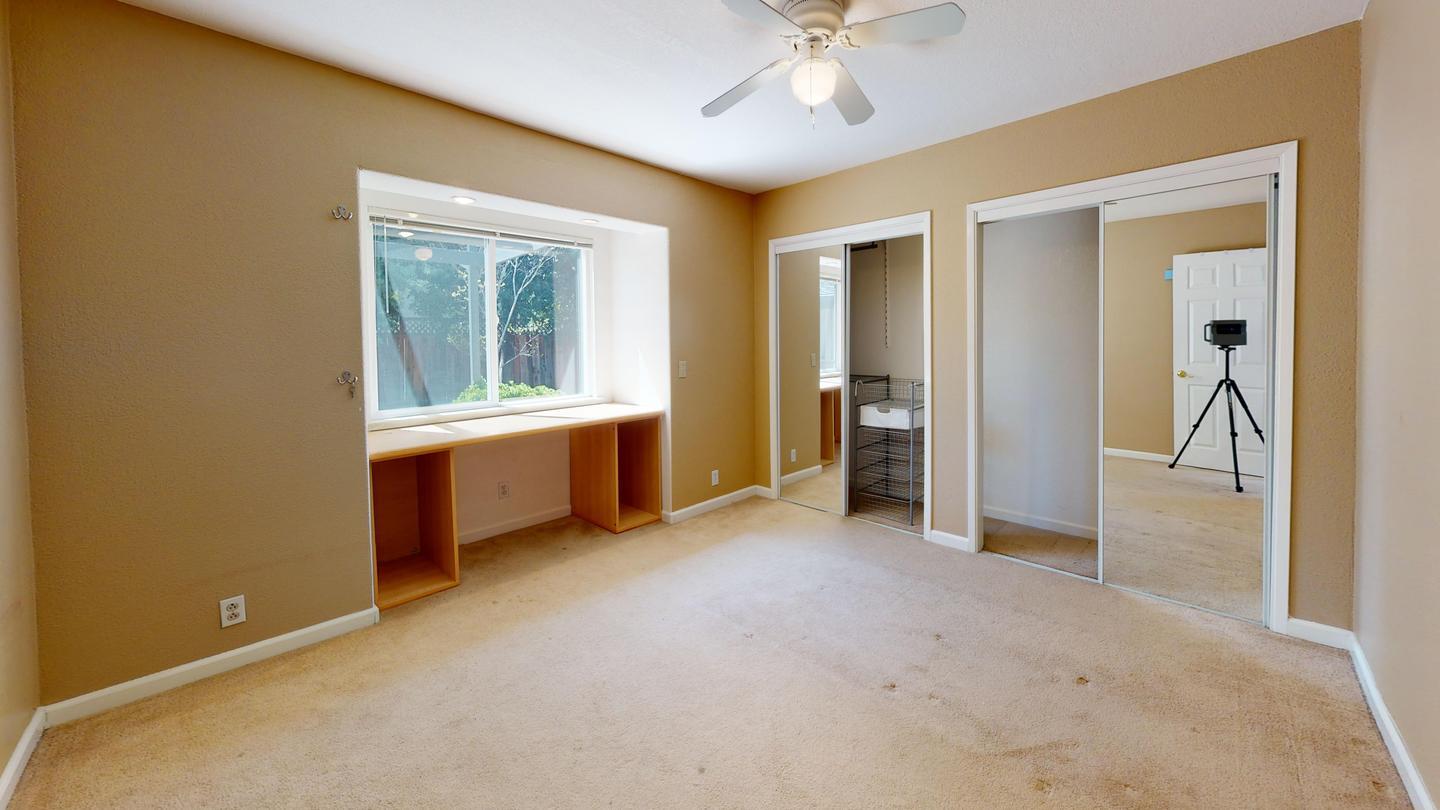 Building Photo - 3856 Dunford Way