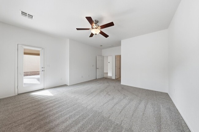 Building Photo - Comfort, Community & Style in Sun City Anthem 55+