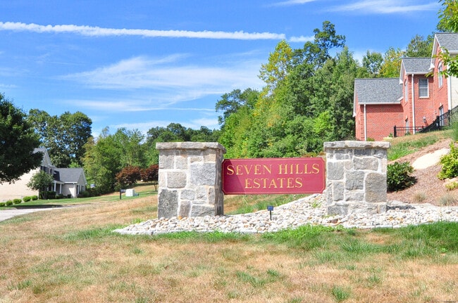 Building Photo - 34 Auburn Knoll
