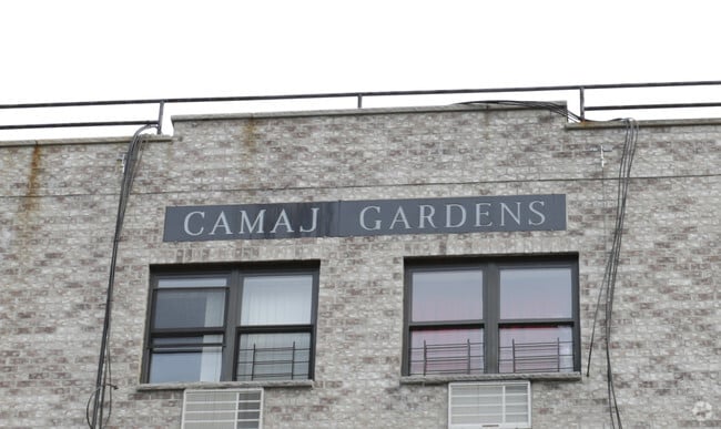 Building Photo - Camaj Gardens