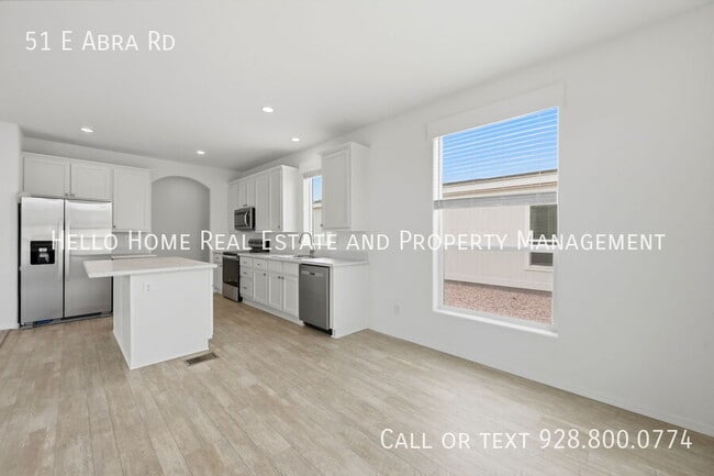 Building Photo - 51 E Abra Rd
